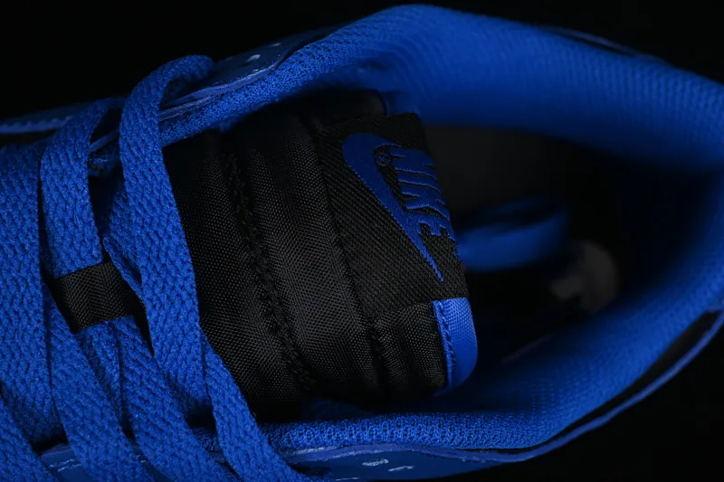 All categories Nk SB Dunk Series Nk SB Dunk Low low-top sneakers Nk SB Dunk Low black and blue color low-top casual sports skateboard shoes CW1590-001